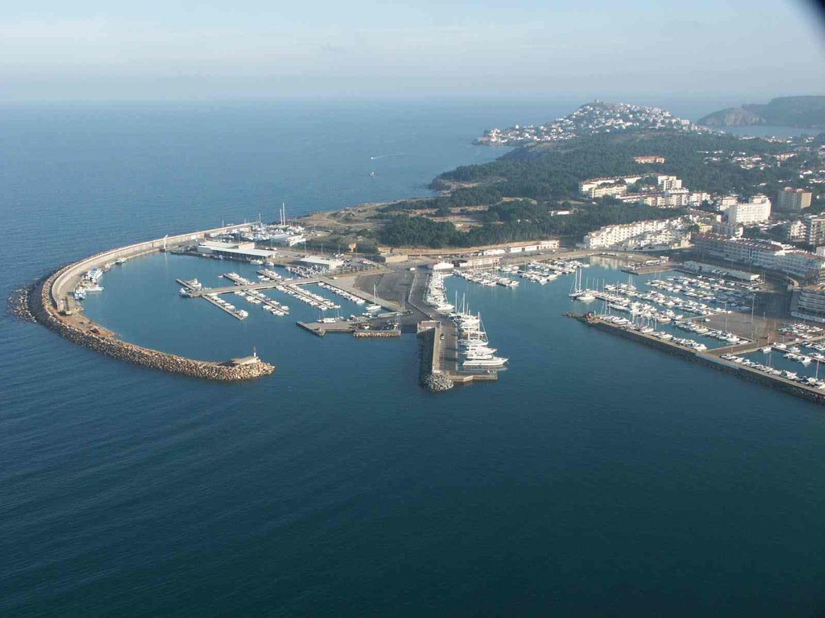 Mar Blau L'Escala Appartement Buitenkant foto